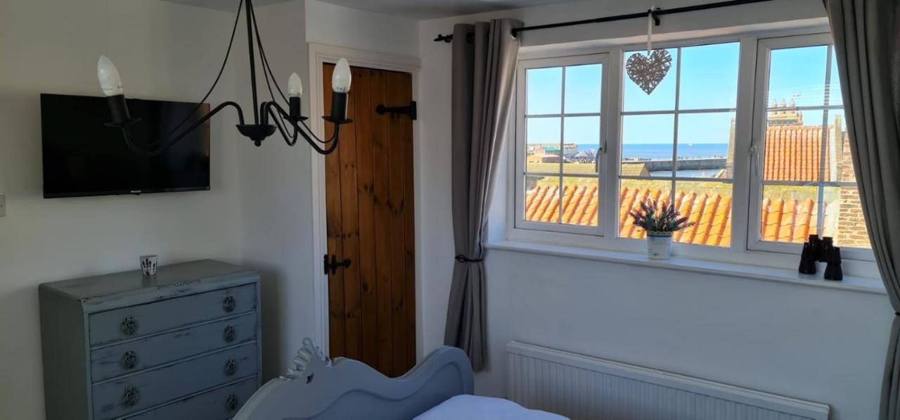 The Hideaway Villa Whitby Exteriör bild